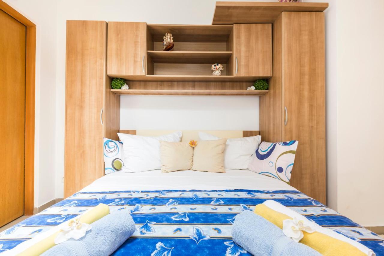 Apartmani I Soba Roberto I Mirjana Valun Exteriér fotografie
