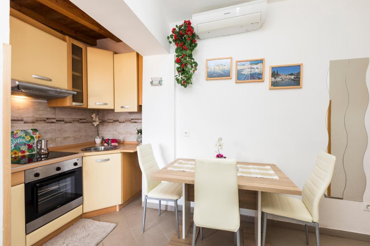 Apartmani I Soba Roberto I Mirjana Valun Exteriér fotografie